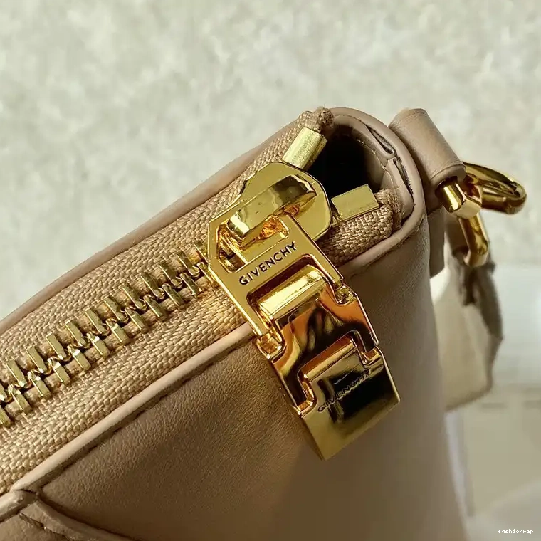 Fashionrep 2209SW0088 Bag Givenchy 0708